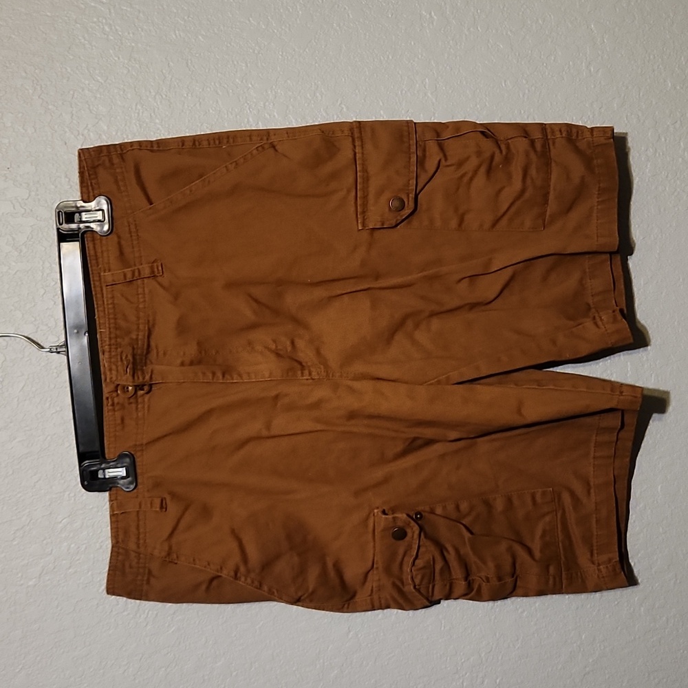 C D shorts